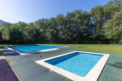 Image de Bel appartement pour 6 personnes avec climatisation, piscine, Wifi, Tv et parking