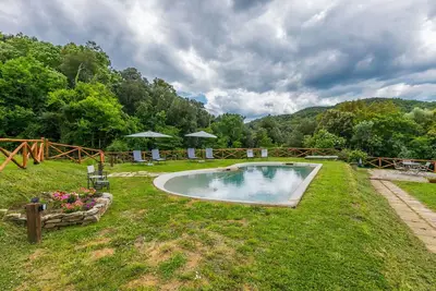 Image de Bel appartement dans une maison de vacances avec piscine, Wifi, climatisation, Tv, parking