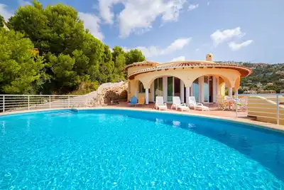 Image de Belle maison de vacances privée avec climatisation, Wifi, piscine privée, Tv, terrasse et parking