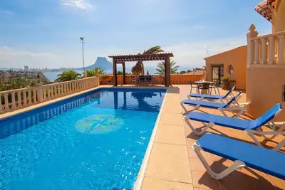 Image de Belle maison de vacances privée avec Wifi, climatisation, piscine privée, terrasse et parking