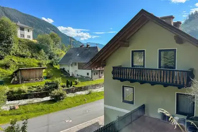 Image de Belle maison de vacances privée pour 12 personnes avec Wifi, Tv, balcon, animaux admis et parking