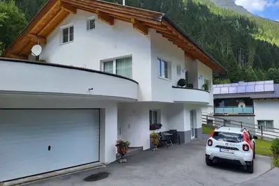 Image de Joli appartement pour 4 personnes avec Tv, terrasse et parking