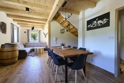 Image de Belle maison de vacances privée pour 6 personnes avec Wifi, terrasse et parking