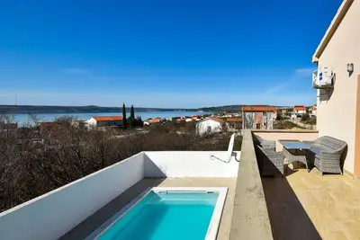 Image de Maison de vacances privée avec climatisation, piscine privée, Wifi, Tv, terrasse, parking