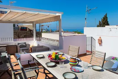 Image de Belle maison de vacances pour 5 personnes avec Wifi, climatisation, Tv et terrasse