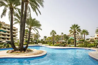 Image de Confortable appartement pour 6 personnes avec piscine, Wifi, climatisation, Tv, terrasse et parking