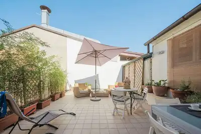 Image de Merveilleuse maison de vacances privée pour 8 personnes avec climatisation, Tv et patio