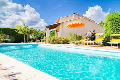 Image de Bel appartement pour 8 personnes avec piscine privée, Wifi, Tv, terrasse et parking