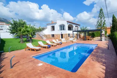 Image de Magnifique maison de vacances privée avec Wifi, climatisation, piscine privée, Tv, patio, parking