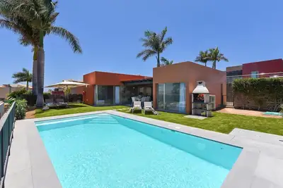 Image de Magnifique maison de vacances privée avec climatisation, piscine privée, Wifi, Tv, patio, parking