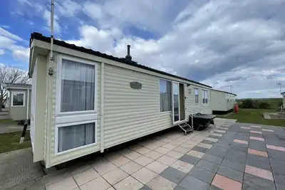 Image de Superb 6 berth caravan at St Osyth Beach Holiday Park in Essex ref 28062fv
