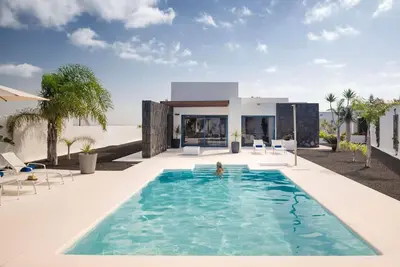 Image de Magnifique maison de vacances privée avec climatisation, Wifi, piscine privée, Tv et terrasse