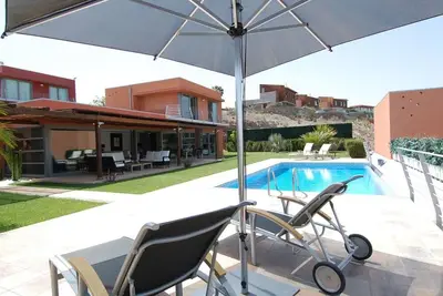 Image de Magnifique maison de vacances privée avec Wifi, climatisation, piscine privée, Tv, patio, parking
