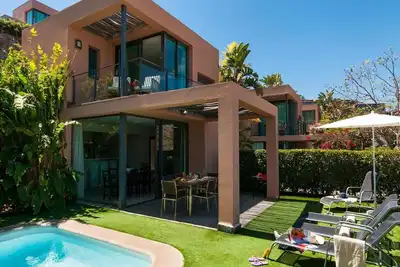 Image de Maison de vacances privée avec Wifi, piscine privée, climatisation, Tv, patio, vue panoramique