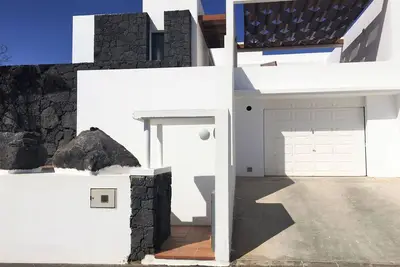 Image de Appartement dans une maison de vacances avec climatisation, Wifi, piscine privée, Tv, terrasse