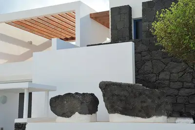Image de Appartement dans une maison de vacances avec piscine privée, Wifi, climatisation, Tv, terrasse
