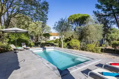 Image de Maison de vacances privée avec piscine privée, climatisation, Wifi, Tv, patio, vue panoramique