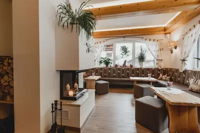 Bel appartement pour 8 personnes avec Wifi, Tv, balcon, vue panoramique et parking