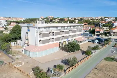 Image de Confortable appartement pour 4 personnes avec Wifi, Tv, balcon, animaux admis et parking