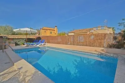 Image de Merveilleuse maison de vacances privée pour 8 personnes avec Wifi, Tv et patio