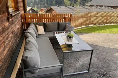 Image de Belle maison de vacances privée pour 10 personnes avec Wifi, Tv, patio et parking