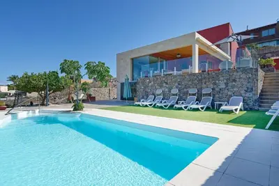 Image de Maison de vacances privée avec climatisation, Wifi, piscine privée, Tv, patio, parking