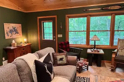 Image de Hayward, Wi - Fish the Famous Chippewa Flowage! New Owners!