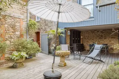 Image de Merveilleuse maison de vacances privée avec Wifi, Tv, terrasse, animaux admis et parking