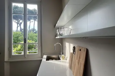 Image de GemĂĽtliche, neu Renovierte 2-zimmer-wohnung am Meer und Park. Haustierfrundlich
