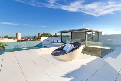 Image de Maison de vacances privée avec climatisation, bain à remous, Wifi, piscine privée, Tv, patio