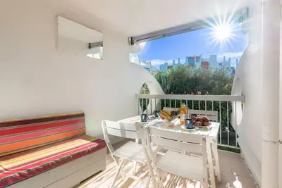Image de Confortable appartement pour 4 personnes avec Wifi, Tv, terrasse et parking