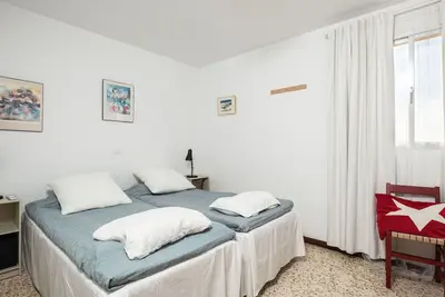 Image de Bel appartement pour 4 personnes avec Wifi, climatisation, Tv, terrasse et animaux admis