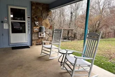 Cozy Home Near the Buffalo River