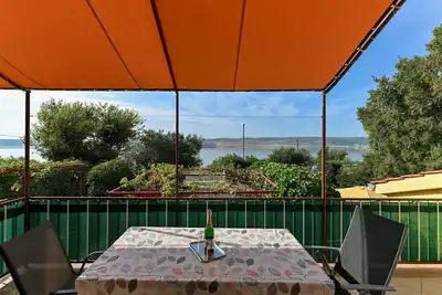 Image de Agréable appartement pour 6 personnes avec climatisation, Wifi, Tv, terrasse et animaux admis