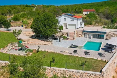 Image de Maison de vacances privée avec Wifi, climatisation, piscine privée, Tv, terrasse, vue panoramique