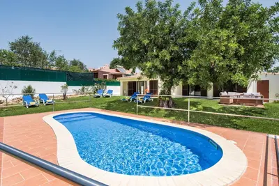 Image de Maison de vacances privée avec climatisation, Wifi, piscine privée, Tv, terrasse, parking