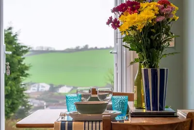 Image de Merveilleuse maison de vacances privée avec Wifi, Tv, patio, vue panoramique et parking