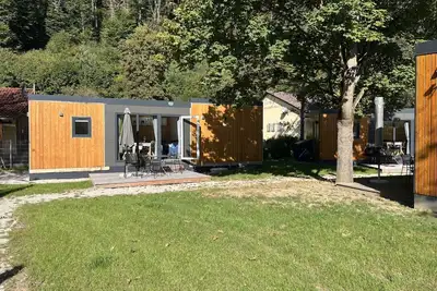 Image de Joli appartement dans une maison de vacances avec Wifi, Tv, terrasse, animaux admis et parking