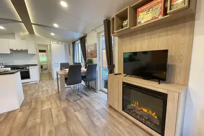Image de Confortable appartement dans une maison de vacances avec Wifi, climatisation, Tv, terrasse, parking