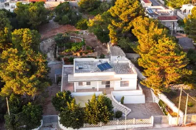 Joli appartement pour 8 personnes avec climatisation, Tv, terrasse, animaux admis et parking