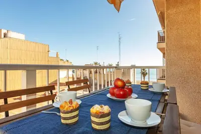 Image de Joli appartement pour 4 personnes avec Wifi, climatisation, Tv, terrasse et parking