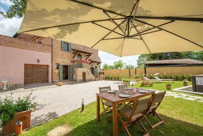 Image de Maison de vacances privée avec piscine privée, Wifi, climatisation, Tv, terrasse, parking
