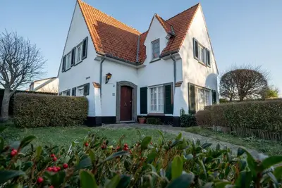 Image de Merveilleuse maison de vacances privée avec bain à remous, Wifi, Tv, terrasse et parking
