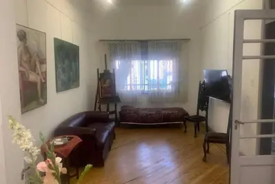 Image de Cool Artist Studio with 1 Bedroom Apartment!
