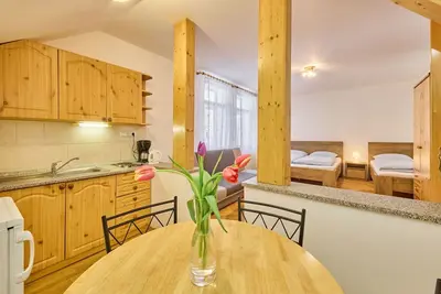 Image de Joli appartement pour 3 personnes avec Wifi, Tv et parking