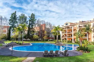 Image de Agréable appartement pour 6 personnes avec Wifi, piscine, climatisation, Tv, terrasse et parking