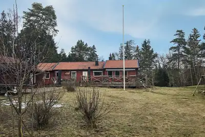 Image de Superbe maison à Ljusterö avec jacuzzi