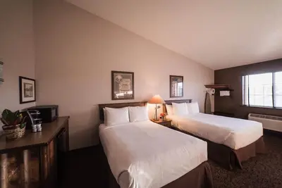 Image de Deluxe 2 Double Beds in Stoney Creek St. Joseph, Relax on the balcony