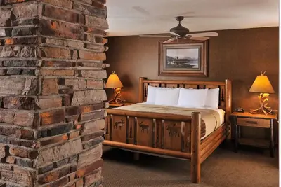 Image de Theme Suite with Whirlpool, Stoney Creek St. Joseph, Heated Pool