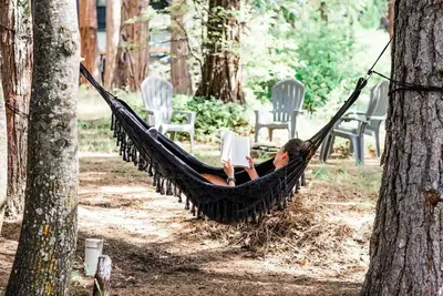 Image de The Lookout: A Romantic Boho Getaway • A/C - pet friendly!